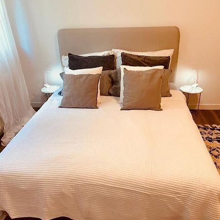 Gaestehaus Zur Uni Klinik Exklusives Apartment Mit Kueche Und Badezimmer Homburg  Esterno foto